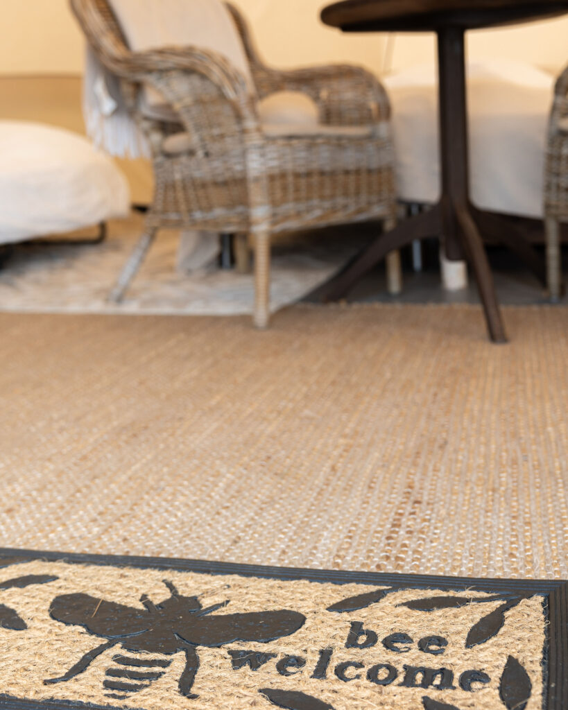 bee welcome